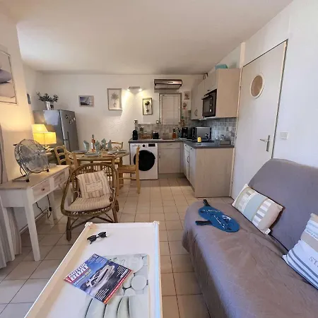 Appartement Avec Piscine, Tennis, Proche - 4 Personnes - Saint Aygulf - Fr-1-226a-161 *